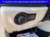 Used 2022 Chrysler Voyager LX image 4