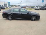 Used 2022 Toyota Camry SE image 4
