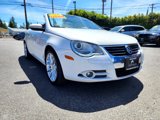 Used 2011 Volkswagen Eos Lux image 3