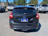 Used 2013 Ford Focus SE w/ SE Winter Pkg image 4