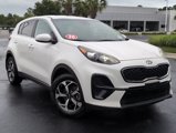 Used 2020 Kia Sportage LX image 2