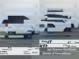 Used 2017 Dodge Grand Caravan SXT image 3
