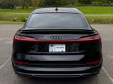 Used 2022 Audi e-tron Prestige image 5