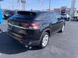 Used 2020 Volkswagen Atlas Cross Sport SE image 4