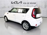 Used 2017 Kia Soul + image 5
