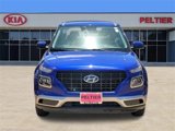 Used 2023 Hyundai Venue SE image 2