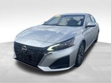 Used 2023 Nissan Altima 2.5 SV image 4