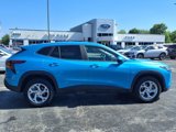 Used 2025 Chevrolet Trax LS w/ LS Convenience Package image 3