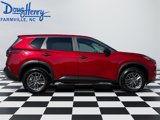 Used 2023 Nissan Rogue S image 6