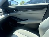 Used 2020 Honda Accord EX image 6