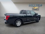 Used 2019 Nissan Titan SV image 4