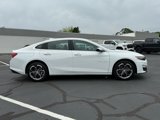 Used 2023 Chevrolet Malibu LT image 3