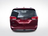 Used 2018 Chrysler Pacifica Touring-L w/ Tire & Wheel Group image 6