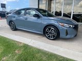 Used 2025 Nissan Sentra SR image 2