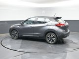 Certified 2020 Nissan Kicks SR image 3