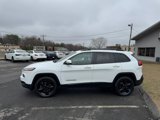 Used 2017 Jeep Cherokee High Altitude image 4