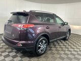 Used 2018 Toyota RAV4 LE image 3