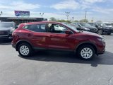 Used 2020 Nissan Rogue Sport S image 2
