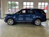 Used 2016 Ford Explorer XLT w/ Equipment Group 202A image 4