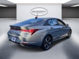 Used 2023 Hyundai Elantra SEL w/ Convenience Package image 4