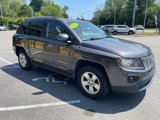 Used 2017 Jeep Compass Latitude image 5
