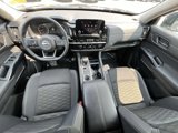 Used 2025 Nissan Pathfinder SV image 2