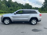 Used 2017 Jeep Grand Cherokee Laredo image 5