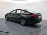 Used 2024 Nissan Altima 2.5 SV image 5