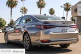 Used 2019 Lexus ES 300h image 4