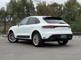 Used 2024 Porsche Macan image 3