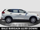 Used 2017 Nissan Rogue S image 2