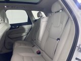 Used 2018 Volvo XC60 T6 Momentum w/ Convenience Package image 5