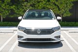 Used 2019 Volkswagen Jetta SE image 2