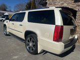 Used 2007 Cadillac Escalade ESV AWD w/ Information Package image 3