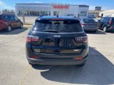 Used 2018 Jeep Compass Latitude w/ Popular Equipment Group image 5