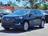Used 2022 Ford Edge Titanium image 3