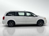 Used 2017 Dodge Grand Caravan SXT image 4
