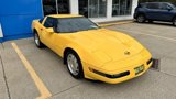 Used 1995 Chevrolet Corvette Coupe image 2