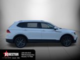 Used 2024 Volkswagen Tiguan SE image 2