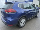 Used 2018 Nissan Rogue S image 3