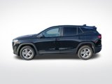 Used 2024 GMC Terrain SLE image 2