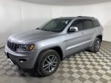 Used 2017 Jeep Grand Cherokee Limited image 2