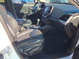 Used 2018 Jeep Cherokee Trailhawk image 6