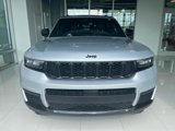 Used 2021 Jeep Grand Cherokee L Laredo image 3