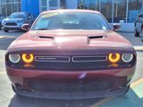 Used 2022 Dodge Challenger SXT image 2