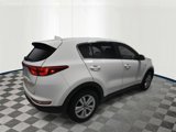 Used 2019 Kia Sportage LX image 3