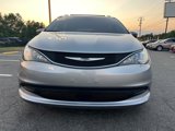 Used 2021 Chrysler Voyager Lxi image 2