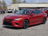 Used 2020 Toyota Camry XSE image 2