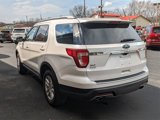 Used 2018 Ford Explorer XLT w/ Equipment Group 202A image 4