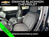 Used 2023 Chevrolet Equinox LT image 2